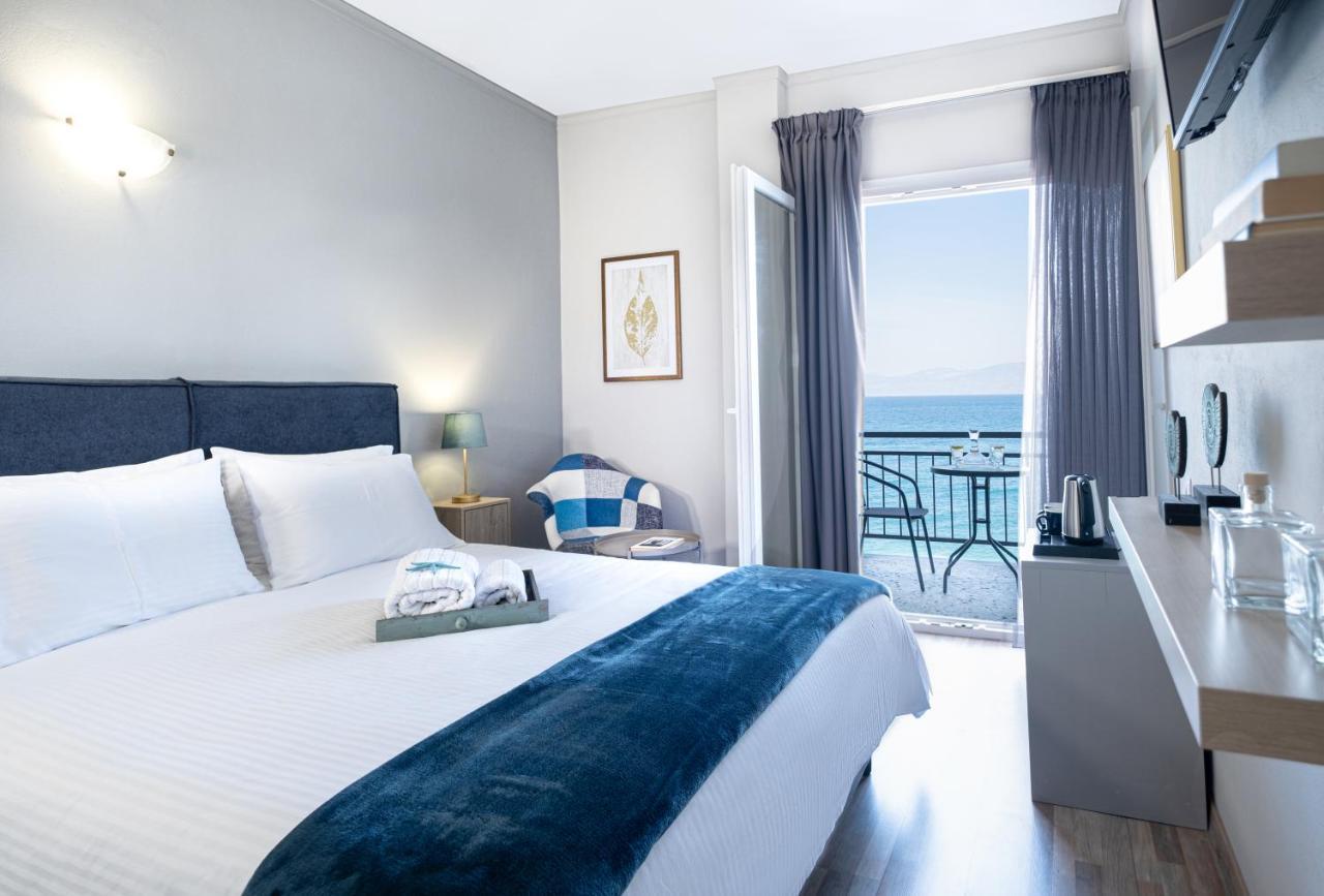 Riviera Hotel クシロカストロ エクステリア 写真